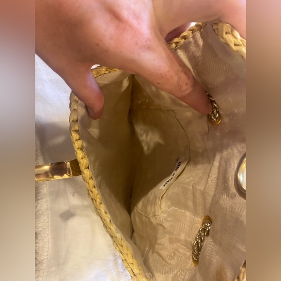 Vintage Made in Italy Woven Straw Shoulder Bag with Gold Chain - Picture 7 of 9